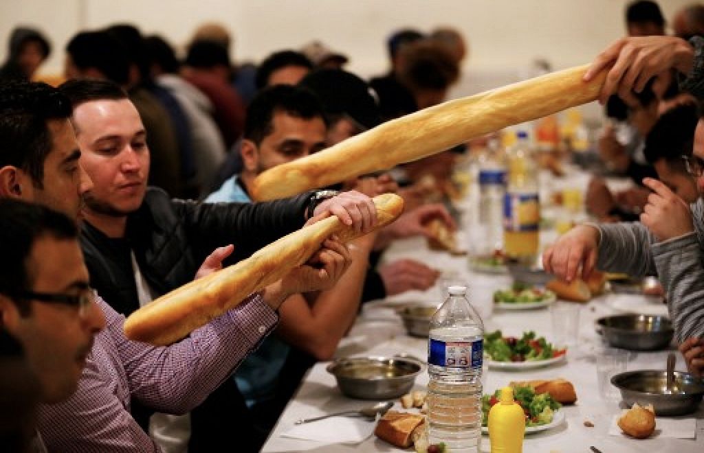 ދުނިޔޭގެ އެކި ހިސާބުތަކުގައި ރޯދަވީއްލުން