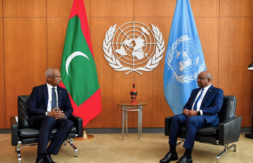 ރައީސްގެ އދ. ގެ ދަތުރުފުޅުގެ ތެރެއިން