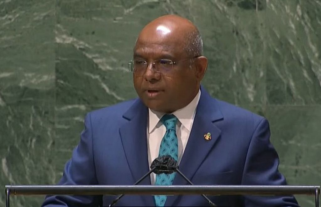 ރައީސް، އދ. ގައި ތަގުރީރު ކުރެއްވުން