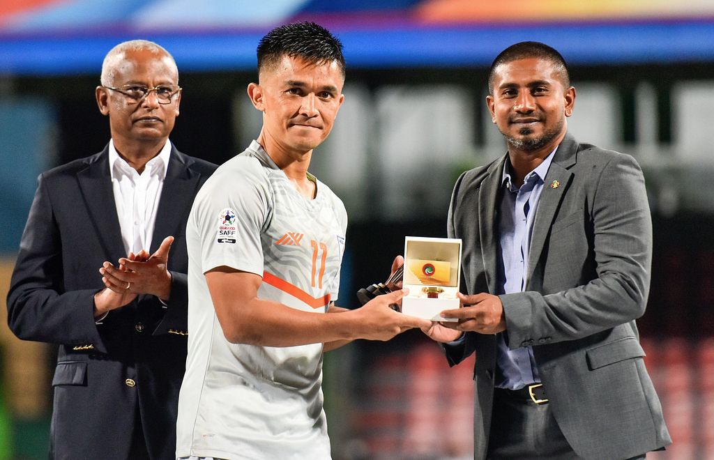 ސާފް ޗެމްޕިއަންޝިޕްގެ ތަށި އިންޑިއާ އަށް