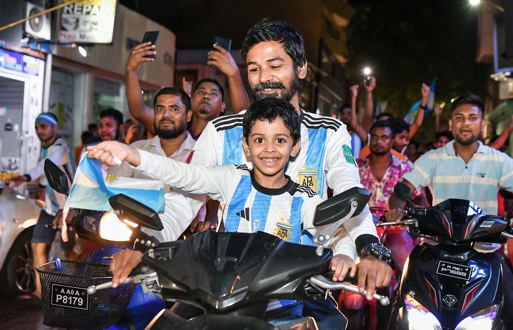 އާޖެންޓީނާގެ ސަޕޯޓަރުންނަށް ބޮޑު އުފަލެއް