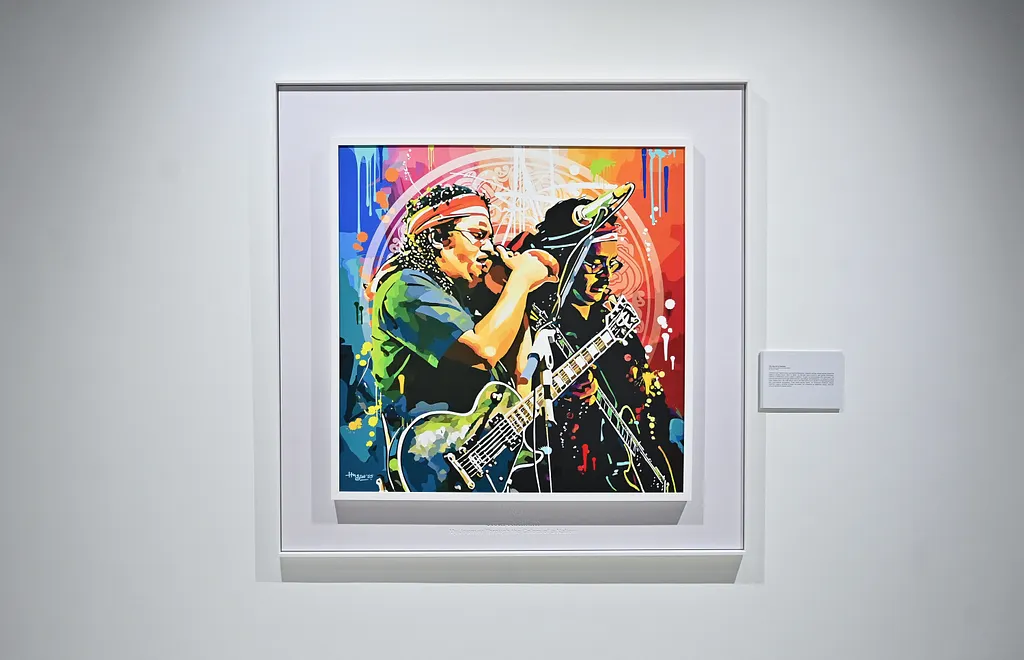 ވިވިޑް ރިއަލިޒަމް - ބައި ހުސައިން