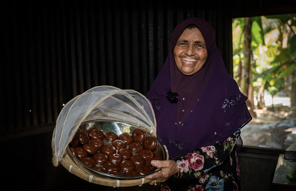 ނާރޮވައްފަލުދަ: ސިލޯނު މީހުން ޖާދޫގައި ޖެއްސި ދިވެހި ލުއިކާނާ