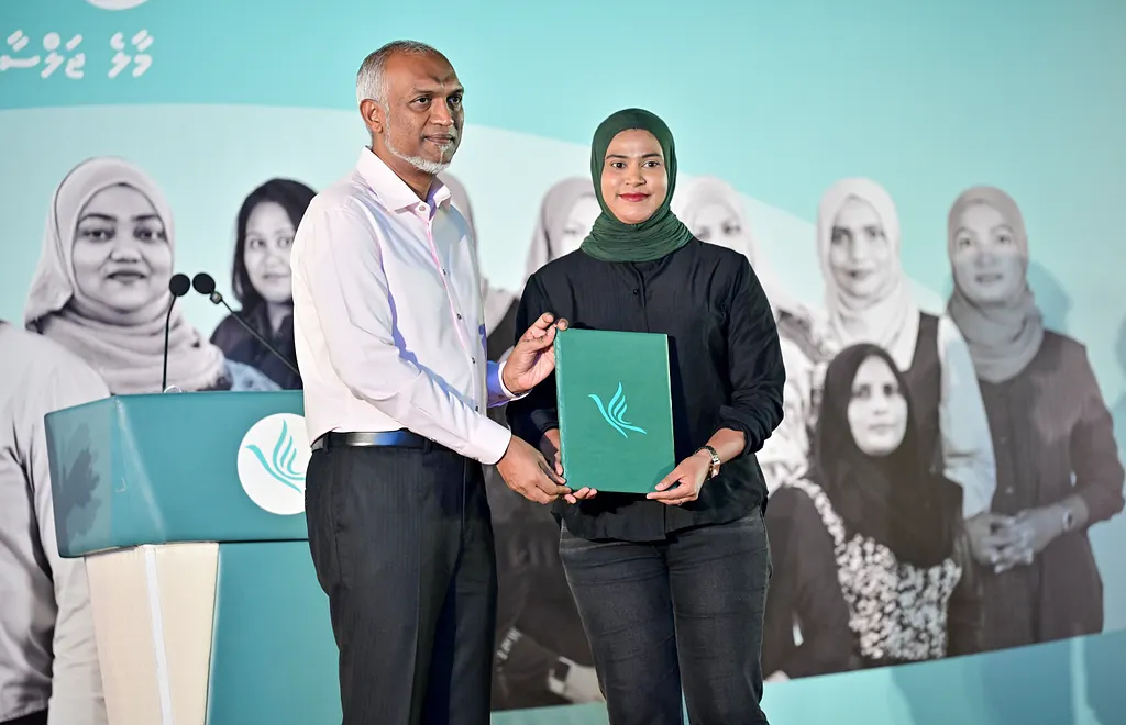 "ދަ ގްރޭޓާ އައްޑޫ" ކެމްޕެއިން އިފްތިތާހުކުރުން