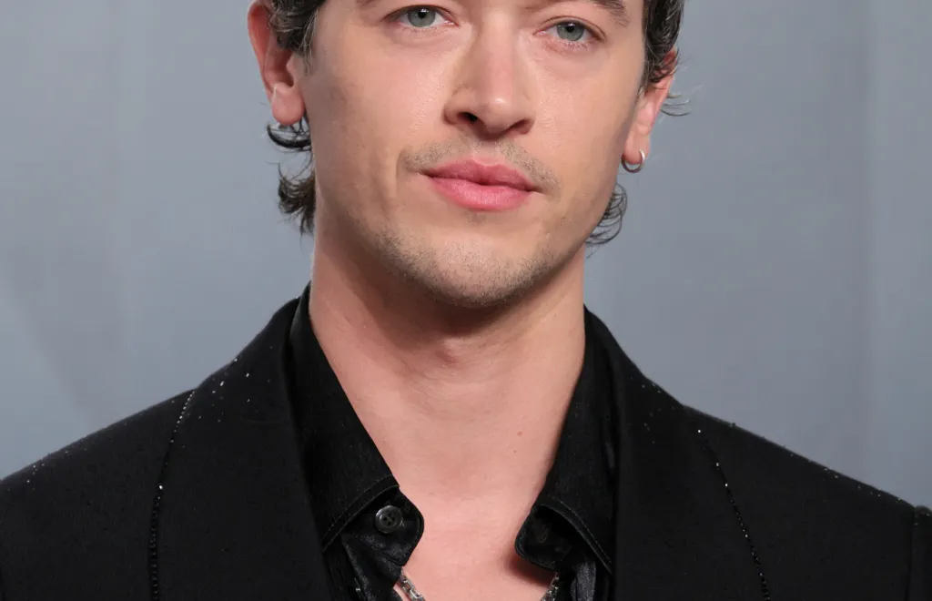 އޮސްކާ އެވޯޑް 2026: މި އަހަރުގެ އޮސްކާގެ ރެޑްކާޕެޓުގައި އިނގިރޭސި އެކްޓަރު ޓޮމް ބްލިތު.-- ފޮޓޯ: އޭއެފްޕީ