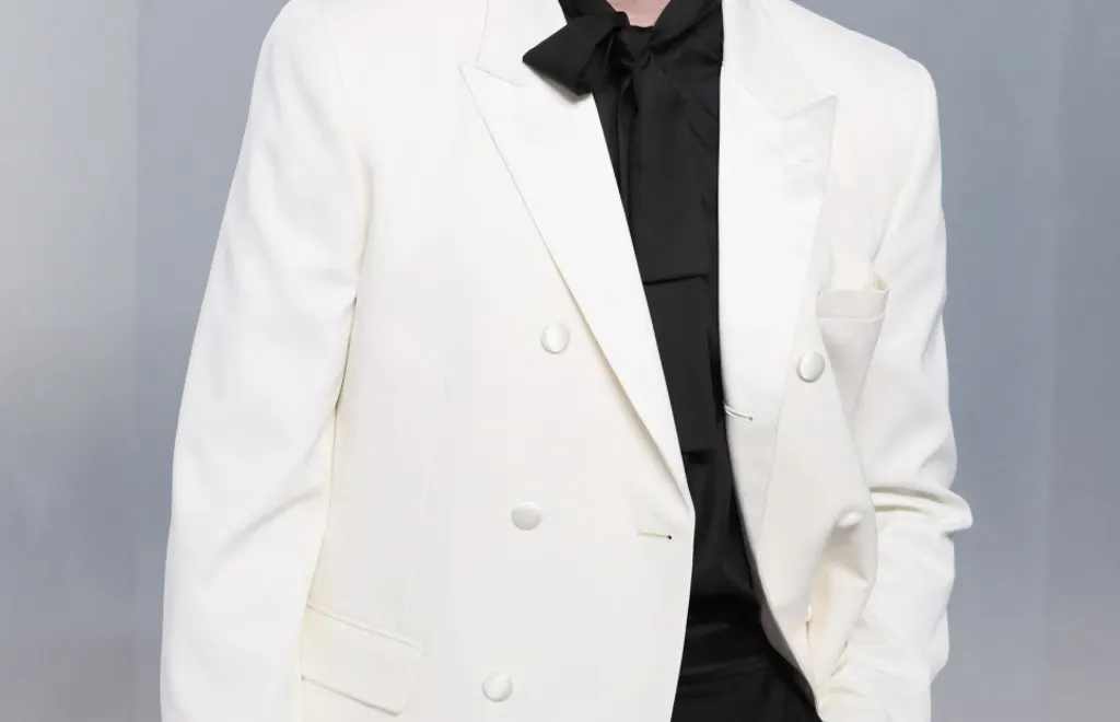 އޮސްކާ އެވޯޑް 2026: މި އަހަރުގެ އޮސްކާގެ ރެޑްކާޕެޓުގައި އިނގިރޭސި އެކްޓަރު ޕޯލް މެސްކެލް.-- ފޮޓޯ: އޭއެފްޕީ