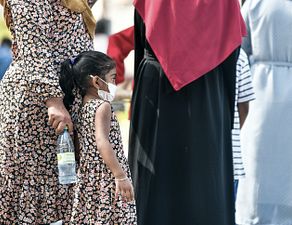 ކޮވިޑް ސާމްޕަލް ނަގަން އަނެއްކާވެސް ދިގު ކިއޫތަކެއް