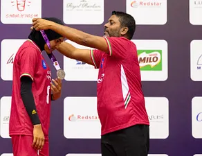 ކާވާ ކަޕްގެ ޗެމްޕިއަންކަން ކިރިގިސްތާނުން ހޯދުން