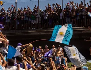 ވޯލްޑްކަޕް ތަށި ތިން ވަނަ ފަހަރަށް ހޯދައި އާޖެންޓީނާ އުފާ ފާޅުކުރަނީ