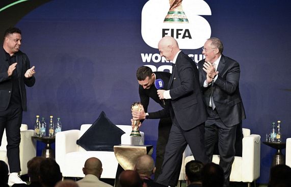 "ވޯލްޑް ކަޕް ޓިކެޓް ގަންނަން ދަރަނިވެރި ނުވާތި"