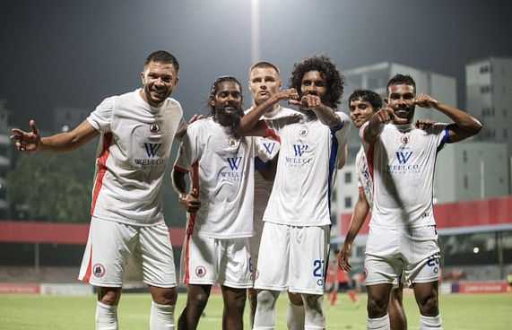 އޮޑީގެ ތިން ލަނޑުން ފަސް ޕޮއިންޓަށް ފަރަގު ކުޑަކޮށްފި