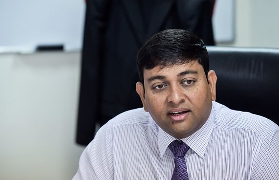 ޑިކްޓޭޓަރު މައުމޫނަށް އިހުތިރާމެއް ނެތް: ޝައިނީ