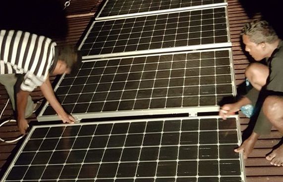 "އަވިން އުފައްދާ ކަރަންޓުން ފީ ނަގާކަށް ނޫޅެން"