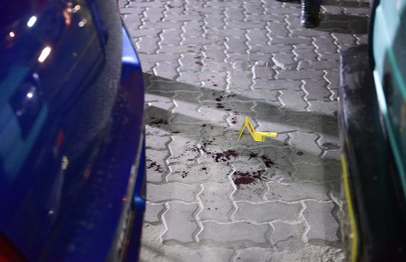 ވާނުވާ އުވާލަންވީ، އެކަމަކު މީހުން ދޫކޮށްގެން ނުވޭ؟!