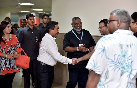 ޑޮކްޓަރުންނާއި ނަރުހުންނަށް ބޯހިޔާވަހިކަން ދެނީ