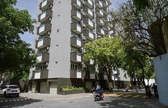 ޝީޓްޕައިލިން ހުއްޓުވަން ހުށަހެޅި މައްސަަލަ ބޭރުކޮށްލައިފި