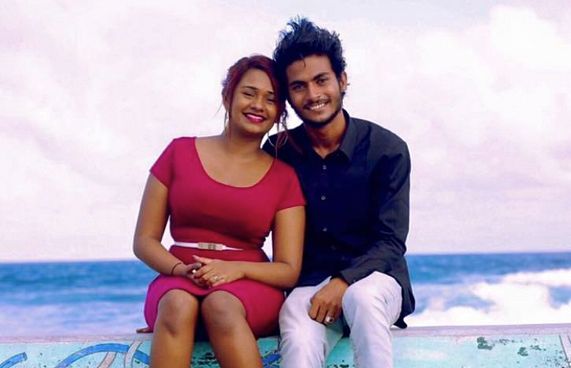 މީރާގެ "ލޯތްބަކީ" ގެ ވިއުސް ލައްކައަކަށް