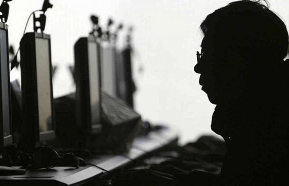 ހެކް ކުރުން ގާނޫނުލްއުގޫބާތުގައި ކުށަކަށް ހަދަނީ