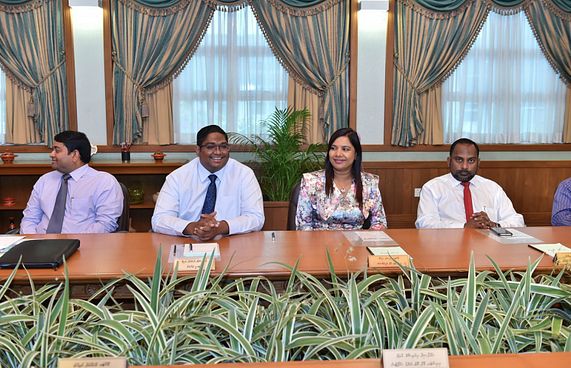 އޭޖީ އޮފީސް ވަކިން ހިންގަން ފަށައިފި