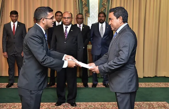 "ފައިސާ ދައްކަން އެންގީ ގާނޫނީ ޒިންމާއަކަށް ވާތީ"