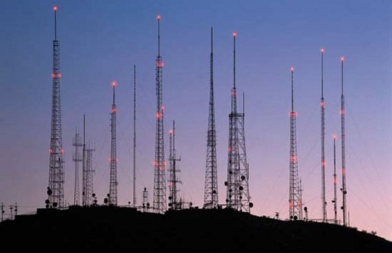 އުގެއިލްގެ ހަދިޔާ: ރޭޑިއޭޝަންތަކުން ސަލާމަތްވުން