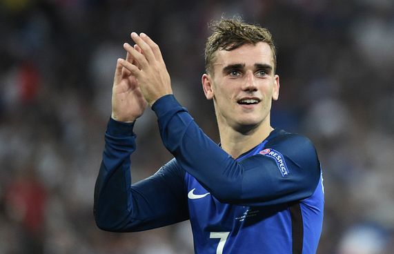 ޔޫރޯގެ މޮޅު ކުޅުންތެރިޔާގެ އެވޯޑް ގްރިޒްމަން އަށް