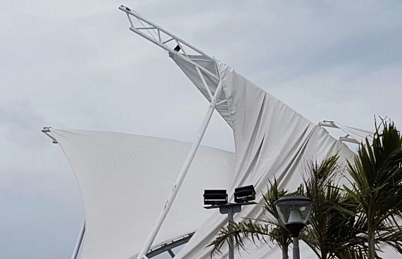 ވިއްސާރާގައި ރަސްމީ ފާލަމުގެ ސަތަރިއެއް އެއްލާލައިފި