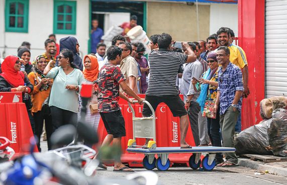 އިނގިލީގެ ނިޝާން ނެތް މީހުން ޕާޓީން ވަކިވާ އިސްލާހު ތަސްދީގުކޮށްފި