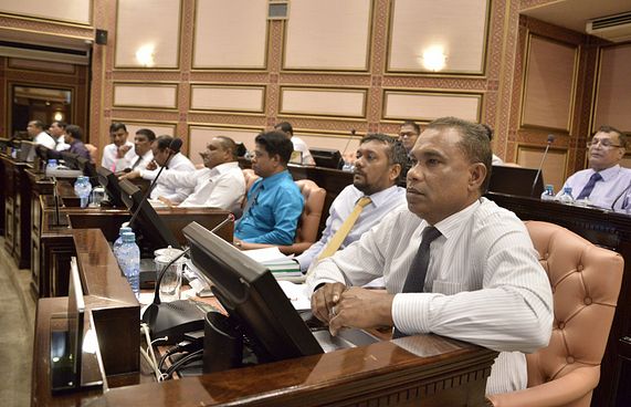 އެއްވެ އުޅުން ހަނިކުރަން މަޖިލީހުން ފާސްކޮށްފި
