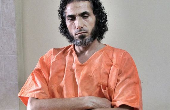 ގުއަންޓަނާމޯ ކުރީގެ ގައިދީއަކު ހައިހޫނުކަމުގެ ހަޅުތާލަށް