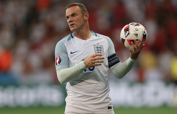 ރޫނީ ގައުމީ ޓީމަށް ކުޅުން ހުއްޓާލަން ޖެހޭ: ޝިއަރާ