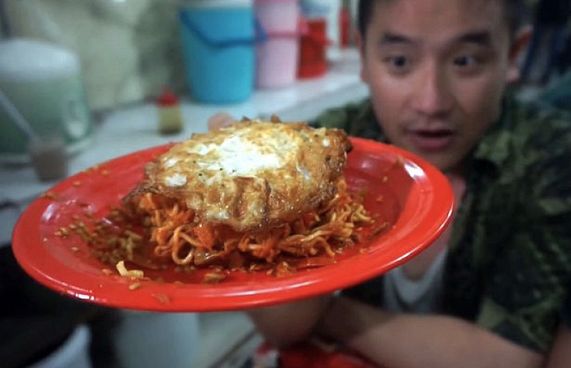 އެންމެ ކުޅި ނޫޑްލްސް ކެއުމުން އިރުކޮޅަކަށް ބީރުވެއްޖެ