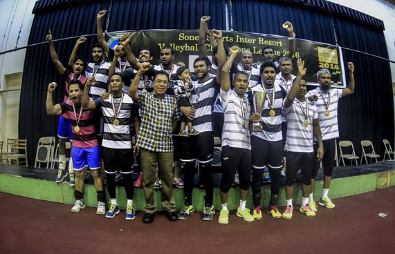 ޒޯން ޗެމްޕިއަންސް ލީގު ބަނޑޮސް ކާމިޔާބުކޮށްފި