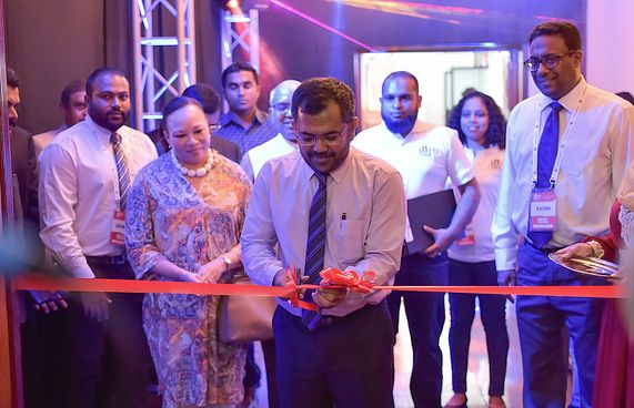 ވިޔަފާރީގެ އެންމެ ބޮޑު މައުރަޒު ފަށައިފި