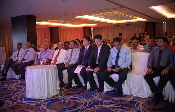 އެލްޖީގެ ރާއްޖޭގެ ޑިސްޓްރިބިއުޓާ އަކަށް ރީފްސައިޑް