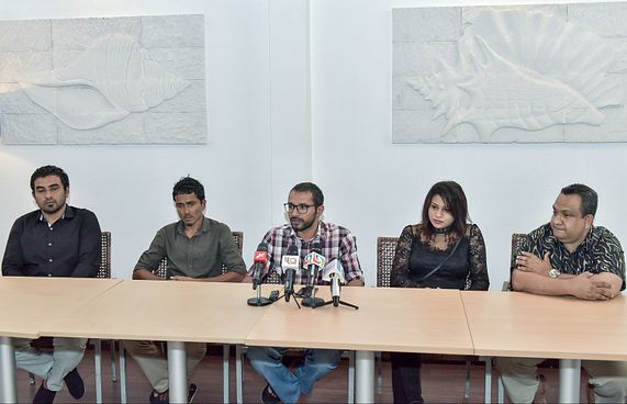 "އިސްތިއުފާ ދިނީ ކެތްނުކުރެވޭ ހިސާބަށް ދިއުމުން"