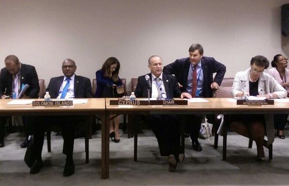 "ސީމެގު އަވަހަށް ބައްދަލުވެ، ހަރުކަށި ފިޔަވަޅު އަޅާ"