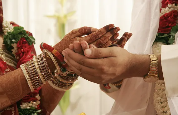 ފަހުބަސް ބުނަންޖެހޭނީ ފިރިން ކަމަށް ދެކޭ މީހުން އެންމެ ގިނައީ މެލޭޝިއާ އާއި އިންޑޮނީޝިއާގައި