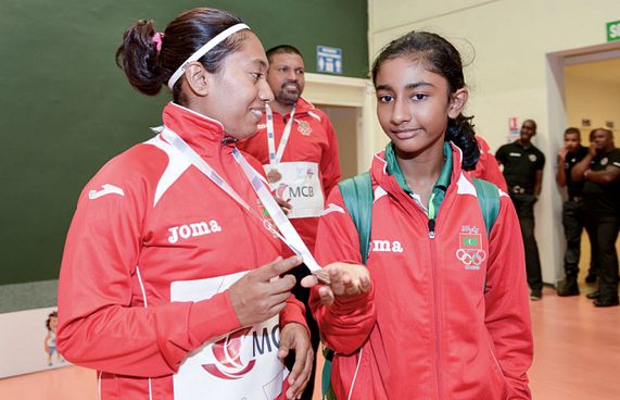 އާ ތަރިއެއް އެރުން: މުއީނާ އަށް ވެސް އުފަލެއް