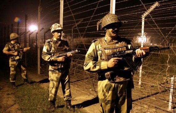 ކަޝްމީރުގެ އިންޑިއާ ސިފައިންގެ މަރުކަޒަކަށް ހަމަލާދީފި