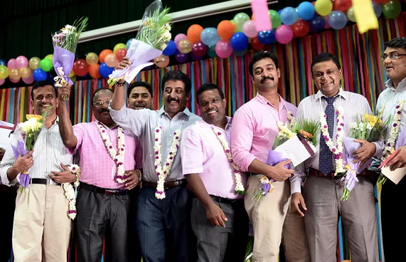 ޑޮލަރު ލިމިޓްގެ ކަންބޮޑުވުން އެޑިއުކޭޝަން މިނިސްޓްރީއަށް