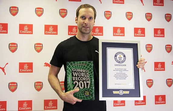 ޗެކް އާއި ބެރީ ދުނިޔޭގެ ރެކޯޑް ފޮތަށް