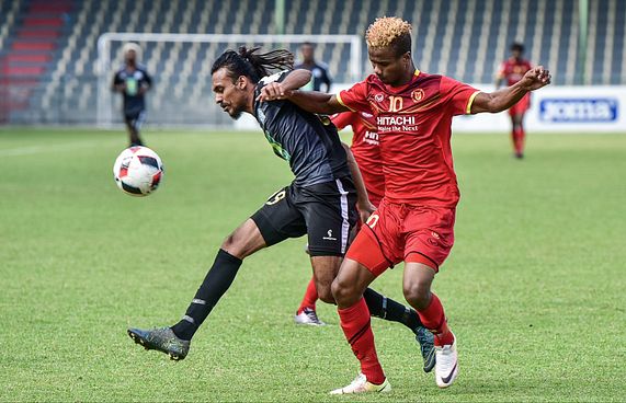 ނިއު އާއި ވެލެންސިއާ ސަލާމަތްވެ ވިކްޓަރީ ރެލިގޭޝަނަށް