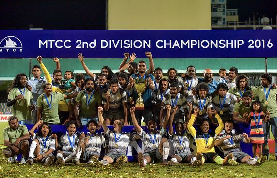 ގްރީން ސްޓްރީޓް ފުރަތަމަ ޑިވިޝަނަށް