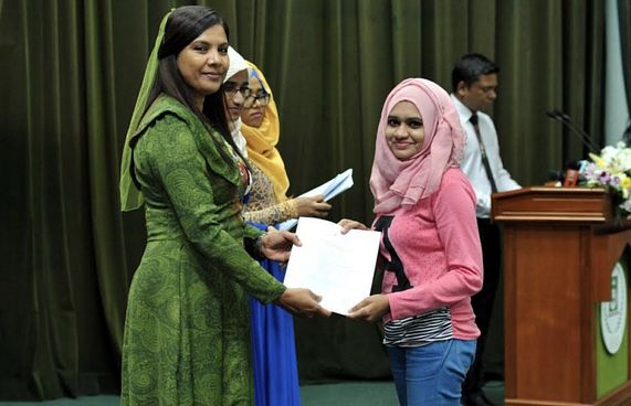 މަތީ ތައުލީމުގެ ލޯނަށް ކުރިމަތިލާން ހުޅުވާލައިފި