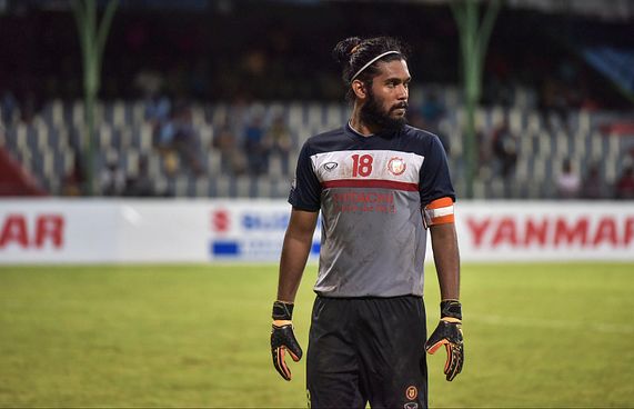 އިފުރާ އަށް ސްޓްރޯކެއް ޖެހި އައިސީޔޫގައި ފަރުވާ ދެނީ