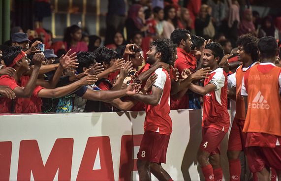 ފުޓްބޯޅަ މާކެޓްކުރަން ބޮޑު ބަޖެޓެއް، ވަރުގަދަ ޓީމެއް