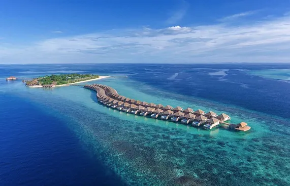 ހުރަވަޅި ރިސޯޓް ހުޅުވައިފި، 50 ޕަސެންޓް ޑިސްކައުންޓް