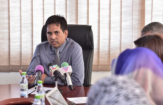 ވިޔަފާރި އަށް ފަސޭހަ ގައުމަކަށް ހަދަން އަމާޒު ހިފައިފި