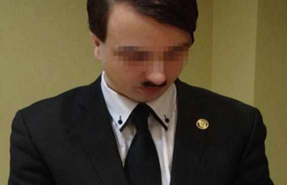 ހިޓްލަރާ ވައްތަރު މީހާ އޮސްޓްރިއާ އިން ހައްޔަރުކޮށްފި